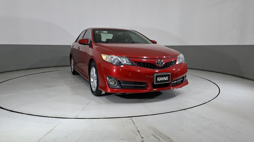 Toyota Camry 3.5 SE V6 6AT