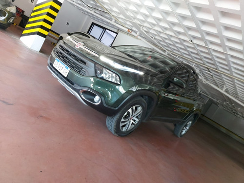 Imagen 4 de 16 de Fiat Toro
