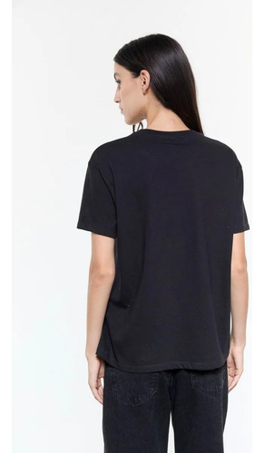 Remera Ginebra Harry Blanco Negro I25