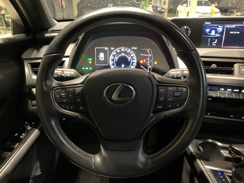 Lexus Ux 250h 2.0 Vvt-i Hybrid Dynamic Cvt