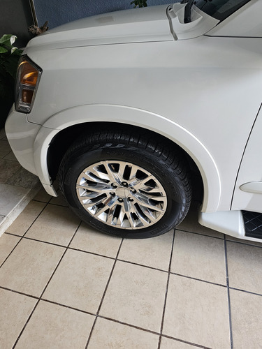 Nissan Armada 5.6 Se Piel Qc 4x2 At