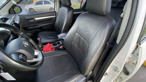 Imagen 10 de 18 de Toyota Hilux