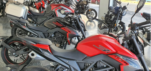 Imagen 2 de 16 de Voge 300 R Street 0km No Ktm No Versys Kova Motorcycle
