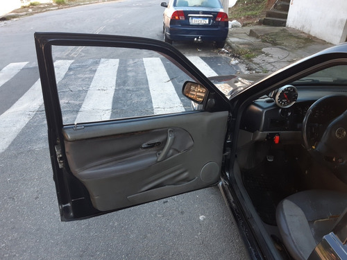 Volkswagen Santana 2001 1.8 4p Gasolina