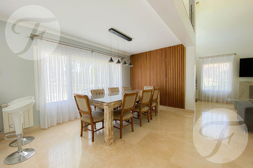 Country San Diego | Casa 4 Ambientes