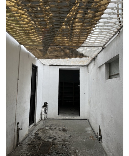 Local Comercial Con Oficinas En Venta En El Centro De Monterrey