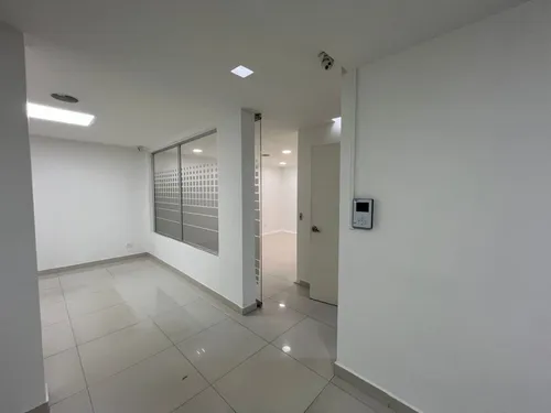 Consultorio En Arriendo/venta En Los Cedros. Cod V16262