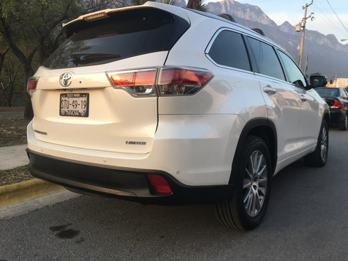 Toyota Highlander 3.5 Limited Panoramic Roof At