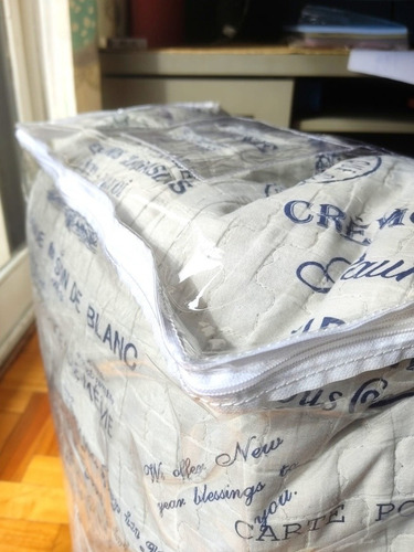 Imagen 6 de 7 de Bolsa De Acolchados Pvc Con Cierre Y Manija