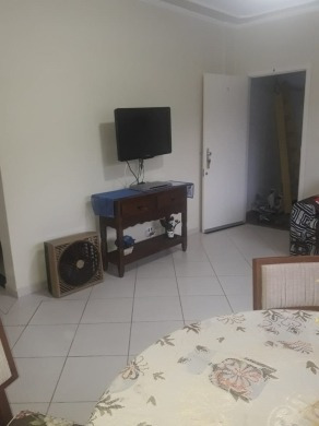 Imagem 2 de 10 de Apto - Praia Grande - 2058