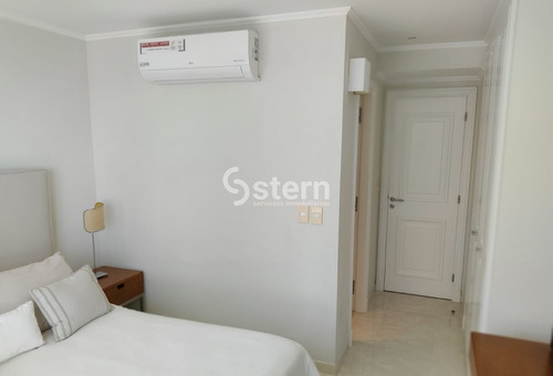 Imagen 23 de 30 de Venta Apartamento 3 Dormitorio Y Dependencia, Playa Mansa, Punta Del Este
