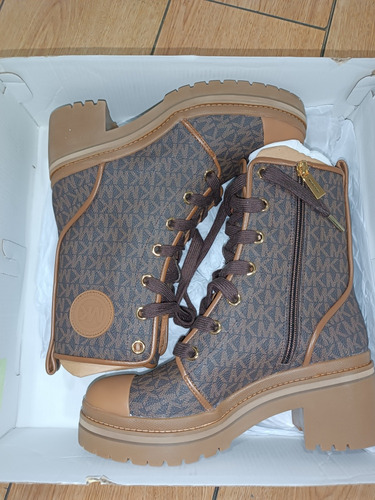 Botas Combat Michael Kors Monogram Hanley