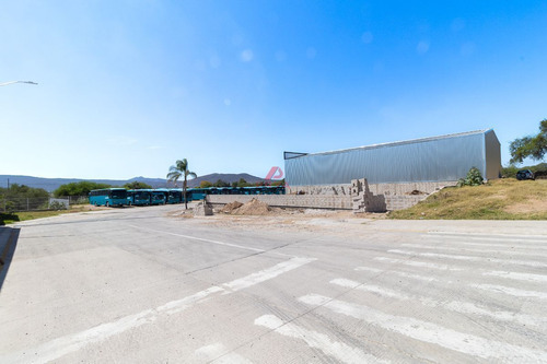 Bodega Industrial En Venta En Tlajomulco, Jalisco