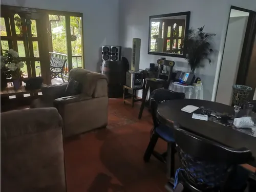 Venta De Finca En El Peñol