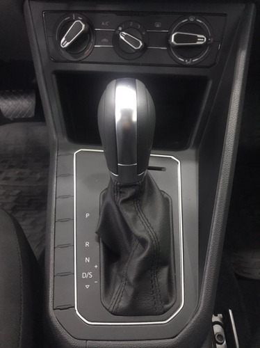 Volkswagen Virtus Comfortline 1.6 At (rc)