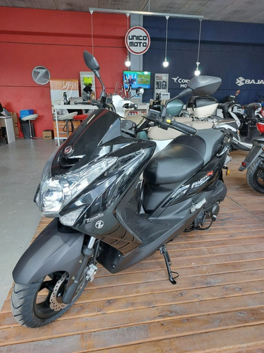 Imagen 2 de 19 de Zanella Cruiser X - Unico Moto Canning