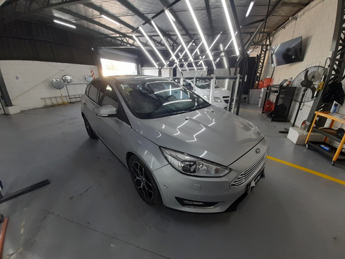 Ford Focus III 2.0 Titanium
