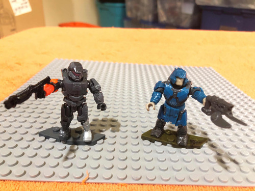 Megabloks Mega Construx Halo Brute Vs Spartan (Usado)