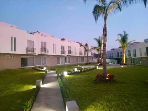 Casa En Venta En Yautepec Morelos Con Alberca