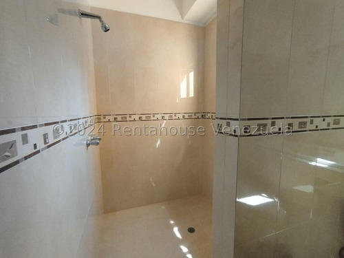 Exclusivo Apartamento En Conjunto Residencial De Alto Nivel La Trigaleña 24-16836