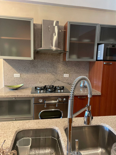 Imagen 11 de 20 de Las Mercedes Apartamento Altamente Moderno