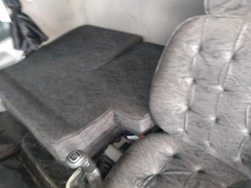 Imagem 8 de 8 de Volkswagen Constellation 25-320