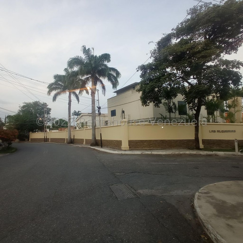Imagen 10 de 30 de Terreno En Venta De 311 Mts2 En Zona Exclusiva Del Este De Barquisimeto Lara, El Pedregal, Numero De Contacto Directo: (0-4-2-4-5-9-3-7-5-4-2)/, Código Flexmls De Referencia Rent-a-house: 22-25807