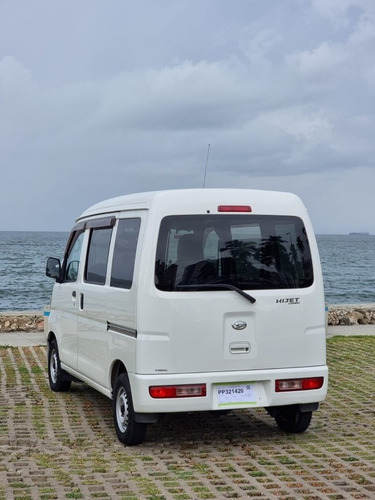 Imagen 4 de 15 de Daihatsu Hijet Carga