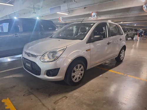 Ford Fiesta 1.6 FIESTA IKON HATCH AMBIENTE A/A MT