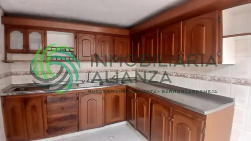 Casa En Arriendo En Paraguitas. Cod A16528