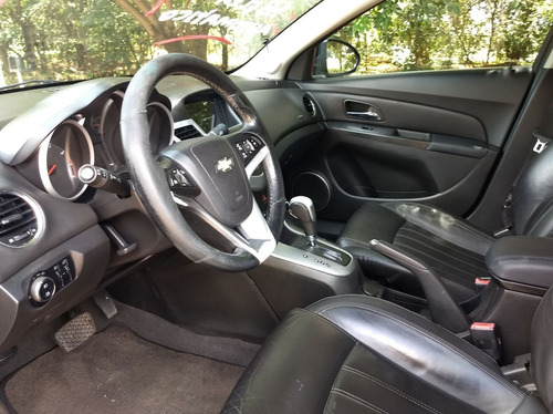 Imagem 5 de 10 de Chevrolet Cruze 1.8 Lt 16v Sedan