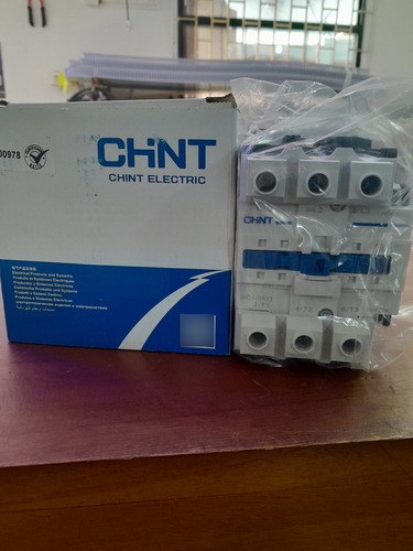 Contactor Chint 95 Amp. 220/110 V.