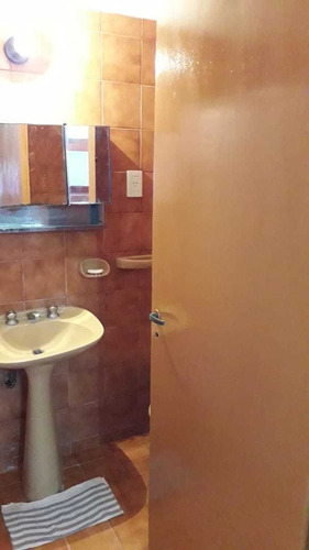 Chalet De 3 Ambientes Con Gas Natural - 73 N° 342-