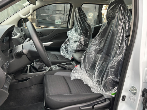 Nissan Frontier 2.3 S Cd 4x2 Mt