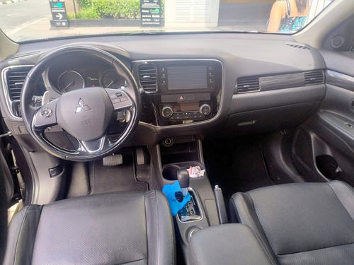 Mitsubishi Outlander 3.0 GT 4X4 V6 24V GASOLINA 4P AUTOMÁTICO