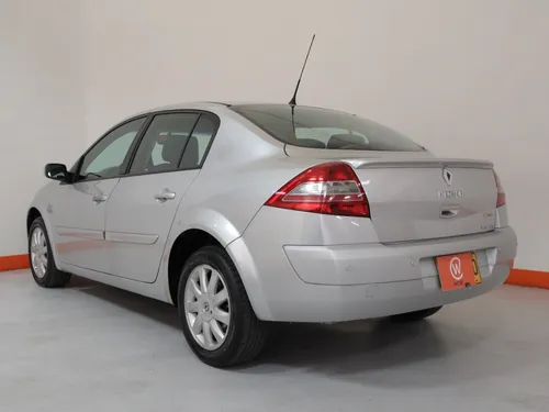 Renault Megane Odeon 2.0 Mt Aa 2ab