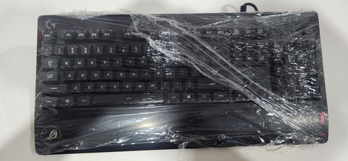 Teclado Logitech G213