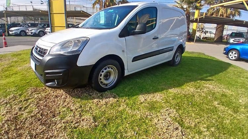 Peugeot Partner 1.6 HDI L1 90HP PACK AC