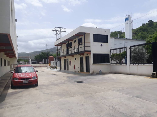 Imagen 2 de 16 de Johanna Castillo Vende 04145951217 Galpon En Guacara