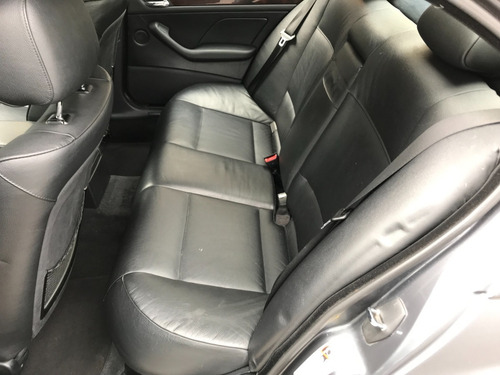 Imagen 2 de 14 de Bmw 325 Blindado 3 Plus De Planta 2003