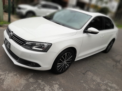 Imagen 1 de 15 de Volkswagen Vento 2014 2.0 Sportline Tsi 200cv Bi-xenon Dsg