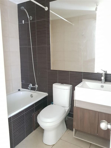 Departamento En Arriendo De 2 Dorm. En Santiago