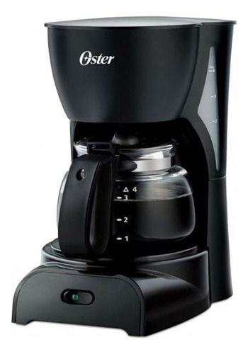 Cafetera Oster Negra De 4 Tazas Semi Automática Color Negro