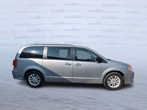 Imagen 6 de 15 de Dodge Grand Caravan 2019 5p Sxt V6/3.6 Aut