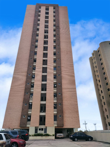 Imagen 1 de 18 de Av-782 Zona Este Apartamento Ubicado En Edificio Cabana El Milagro