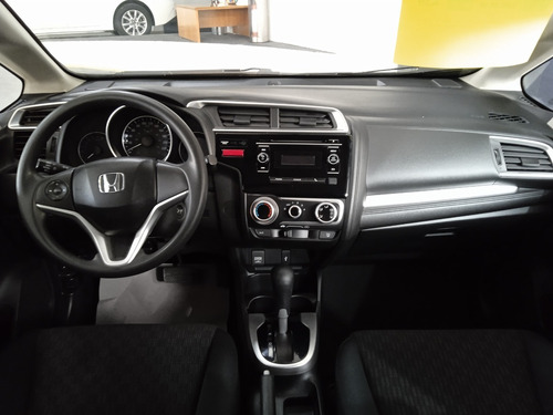 Imagen 11 de 15 de Honda Fit 2017