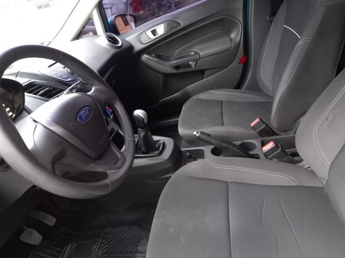 Imagen 8 de 11 de Ford Fiesta S