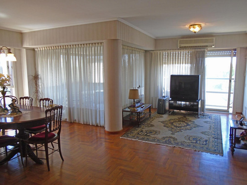 Venta Departamento 4 Ambientes En Martínez
