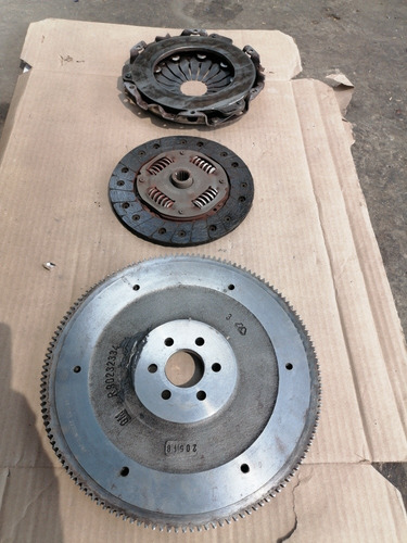 Kit Clutch Corsa Tornado Meriva 00-08 Oem (Usado)
