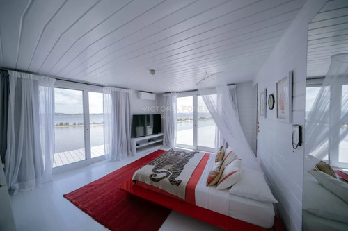 Espectacular Casa 5 Dormitorios En Suite, Laguna Jose Ignacio (ji033)